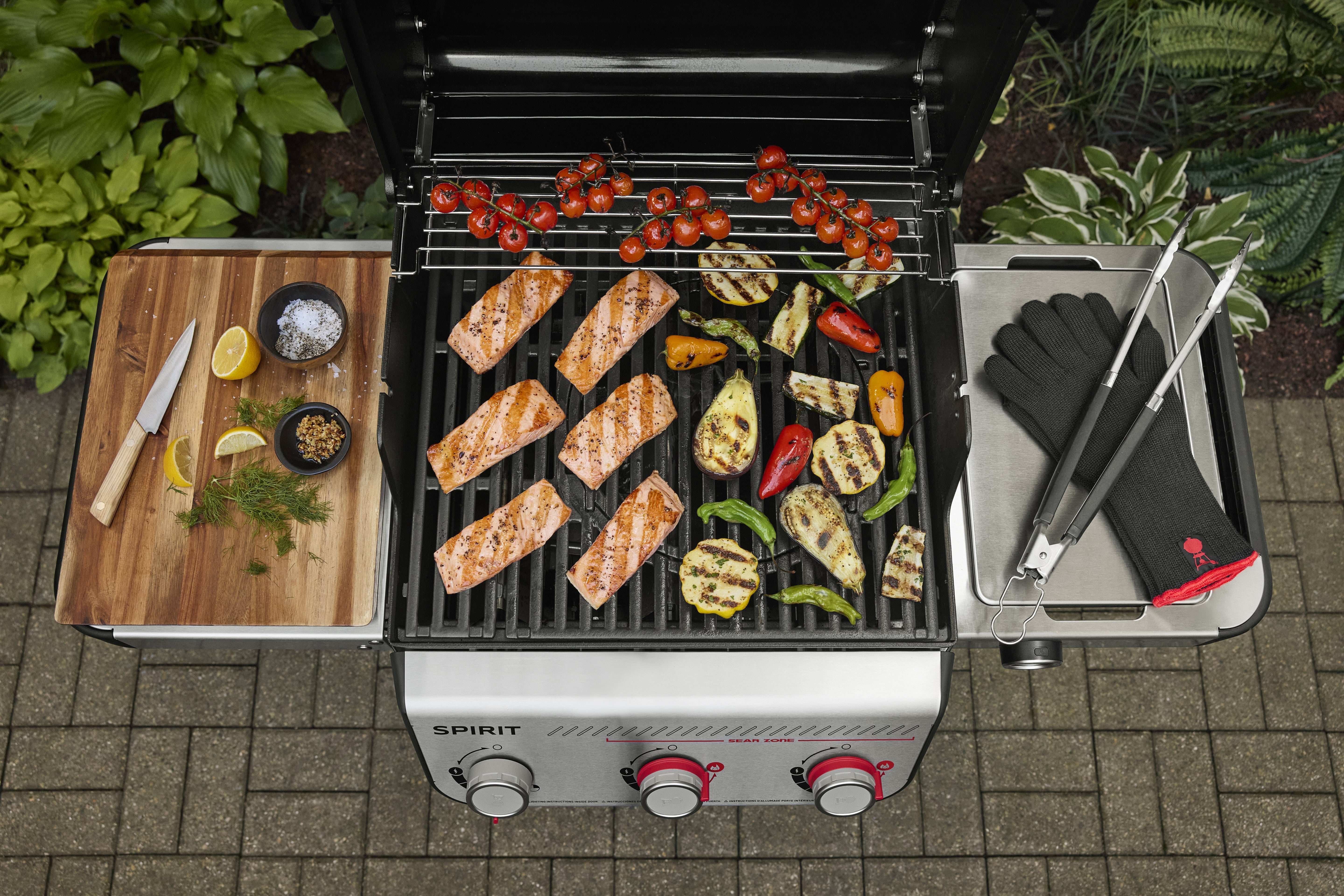 Weber Spirit E-335 Gas Barbecue