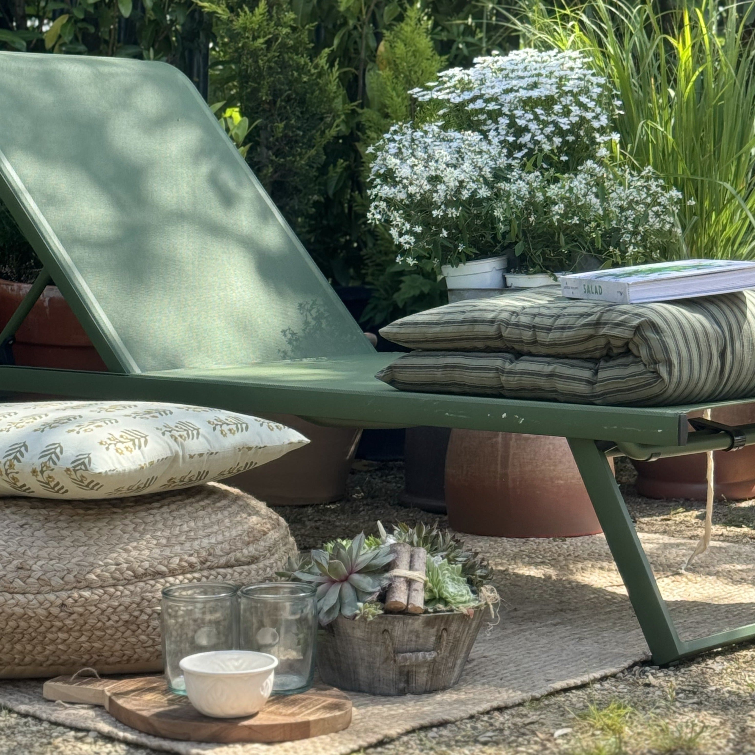 Taylor Herb Sunbed With Wheels Flowerland