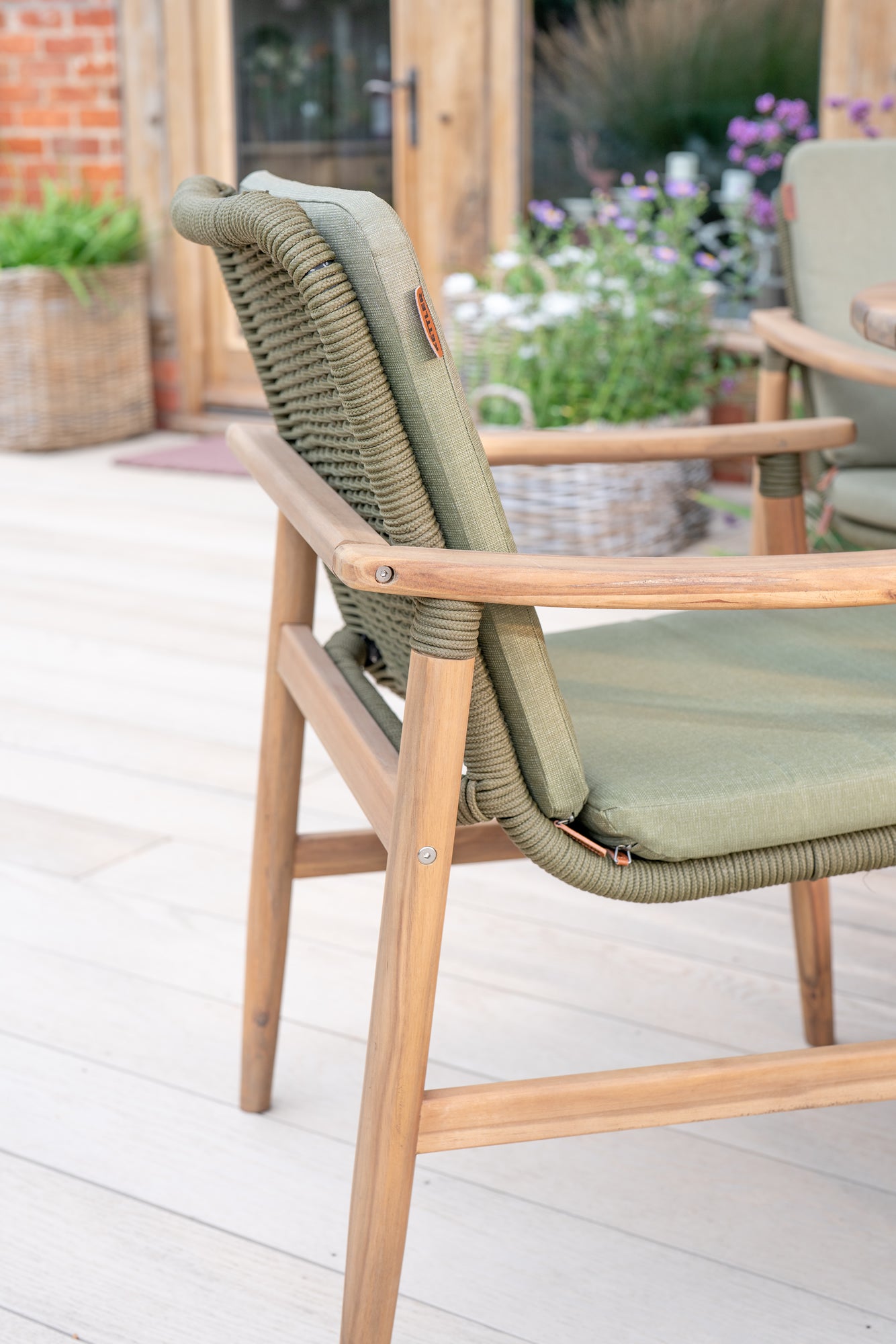 Meadow 4 Seat Dining Set